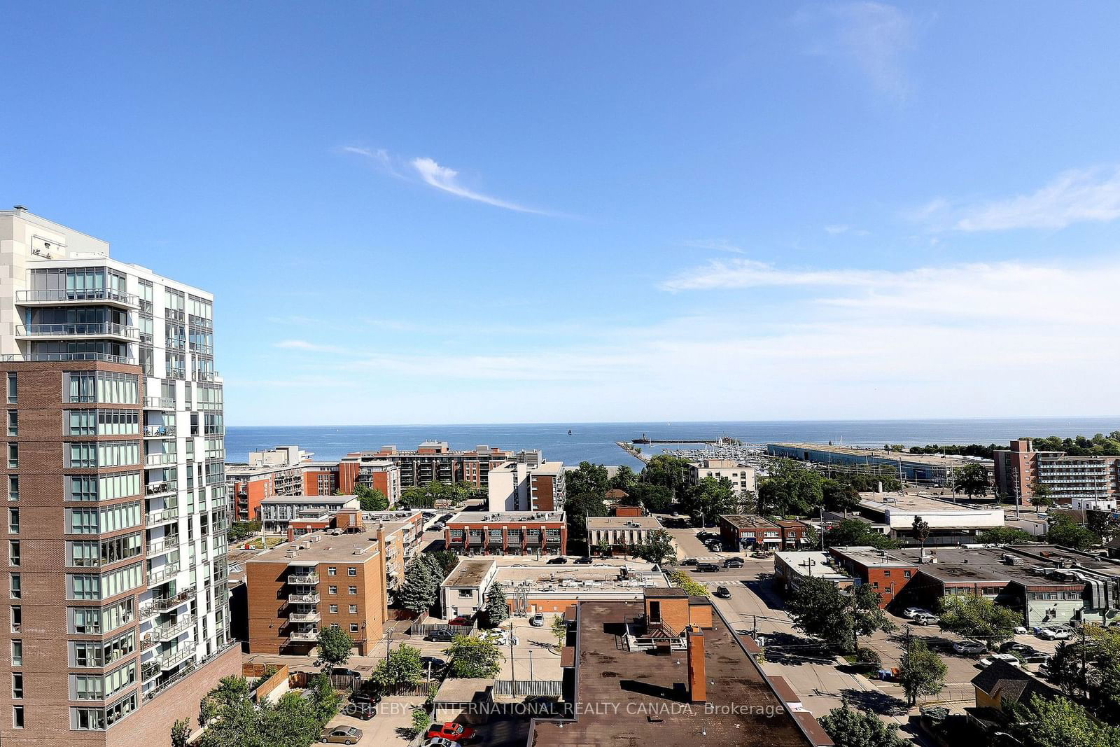 The Royal Crest Condos, Mississauga, Toronto