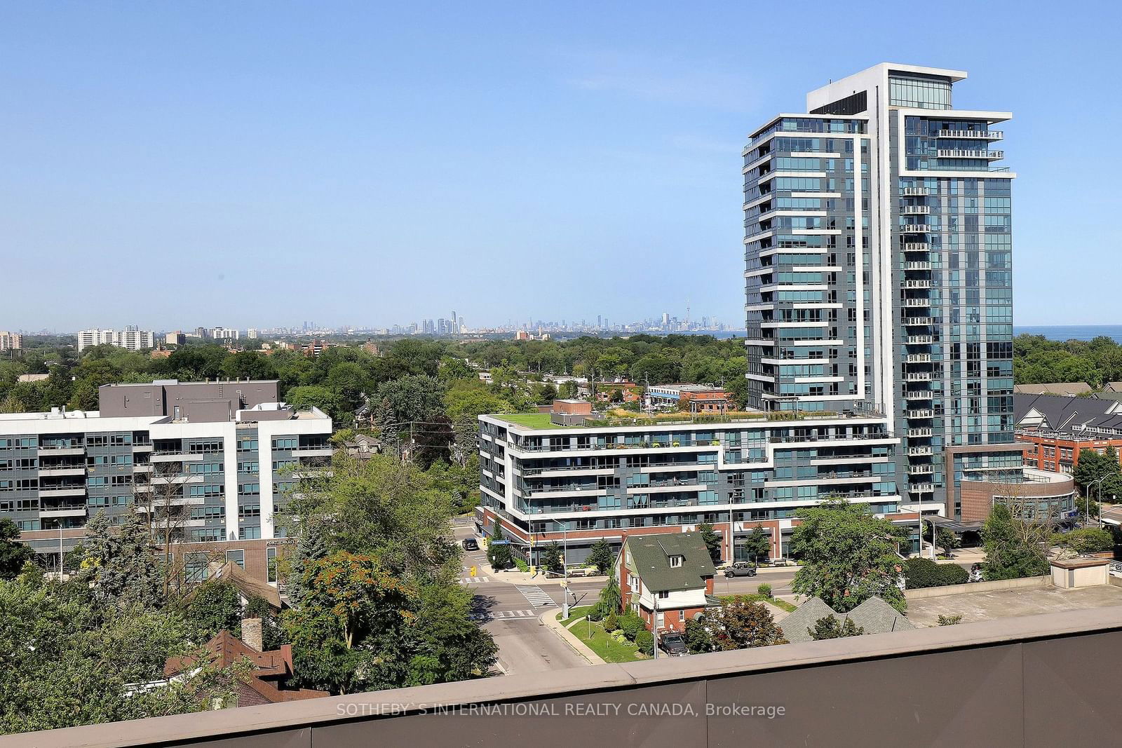 The Royal Crest Condos, Mississauga, Toronto