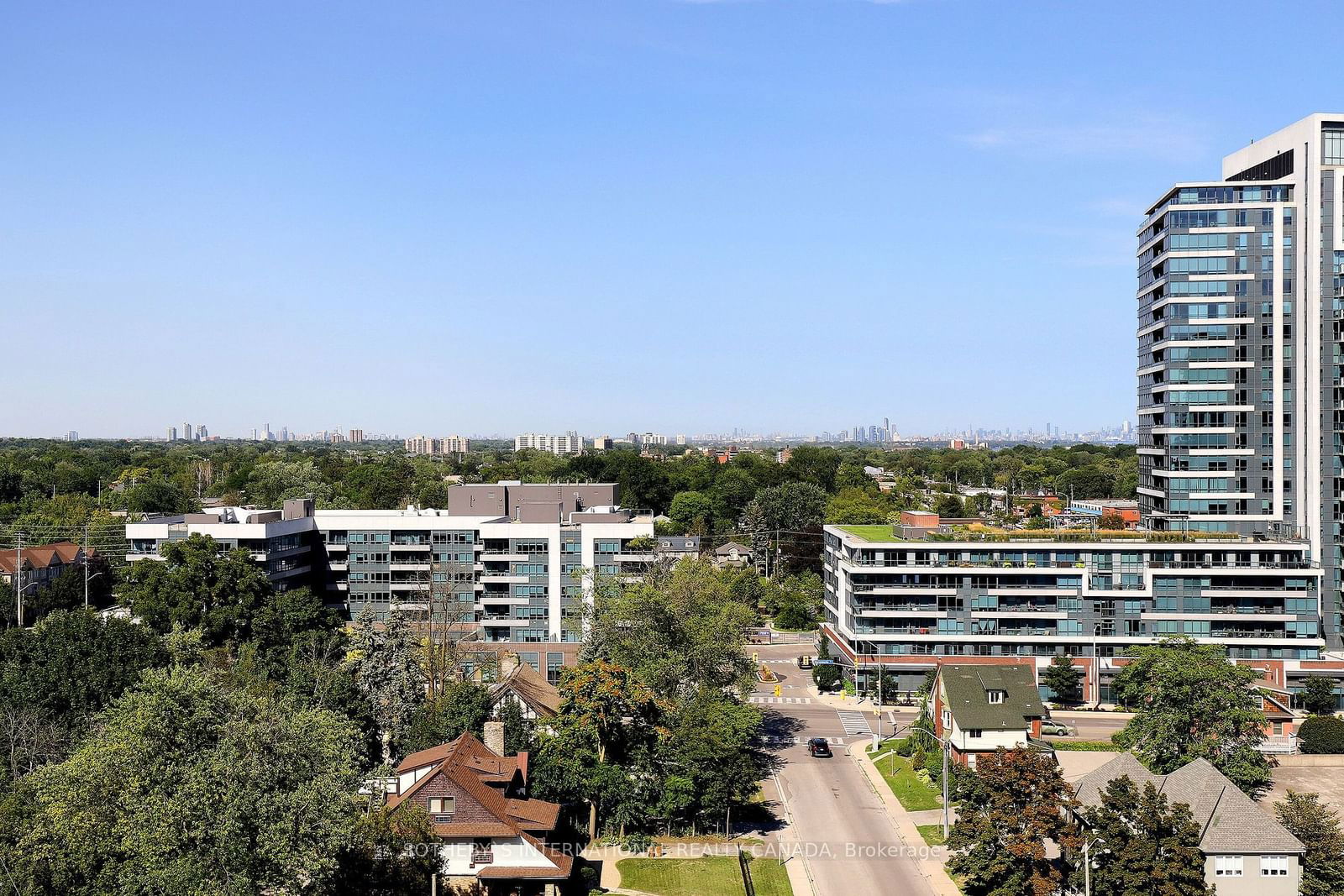 The Royal Crest Condos, Mississauga, Toronto