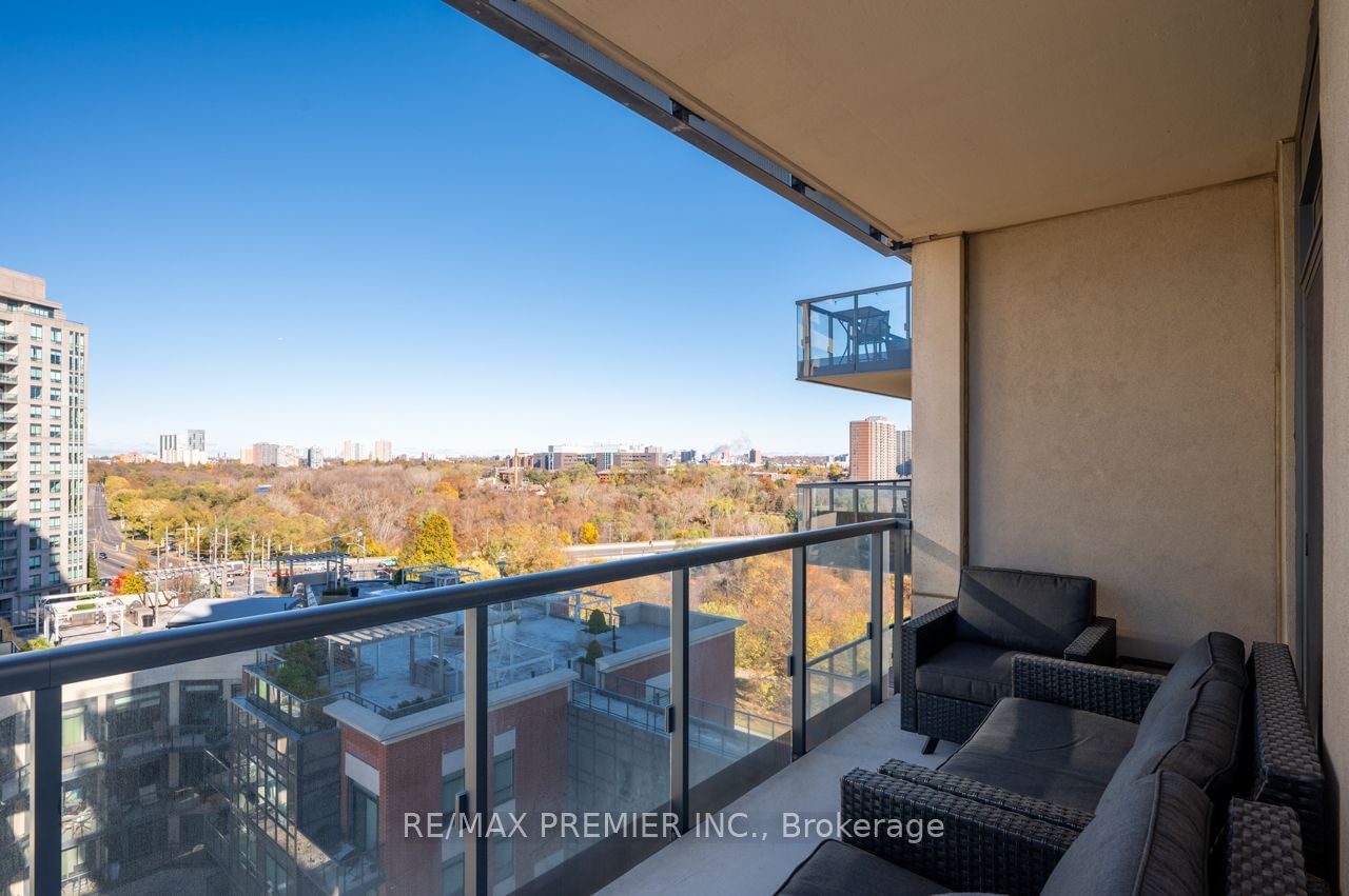 35 Fontenay Crt, unit 902 for sale