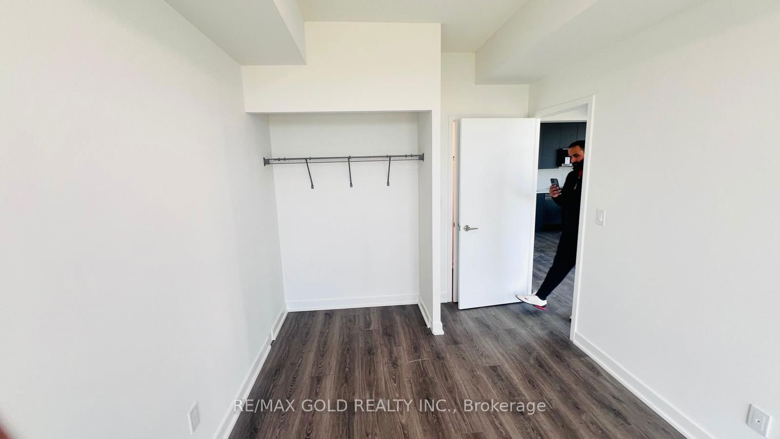 225 Malta Ave, unit 606 for rent