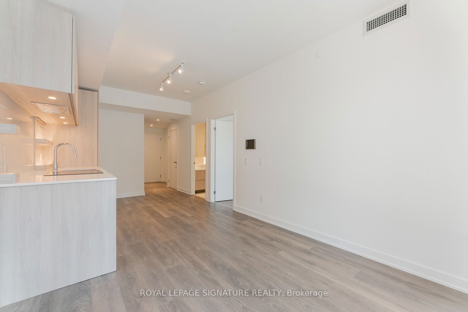 28 Ann St, unit 210 for rent