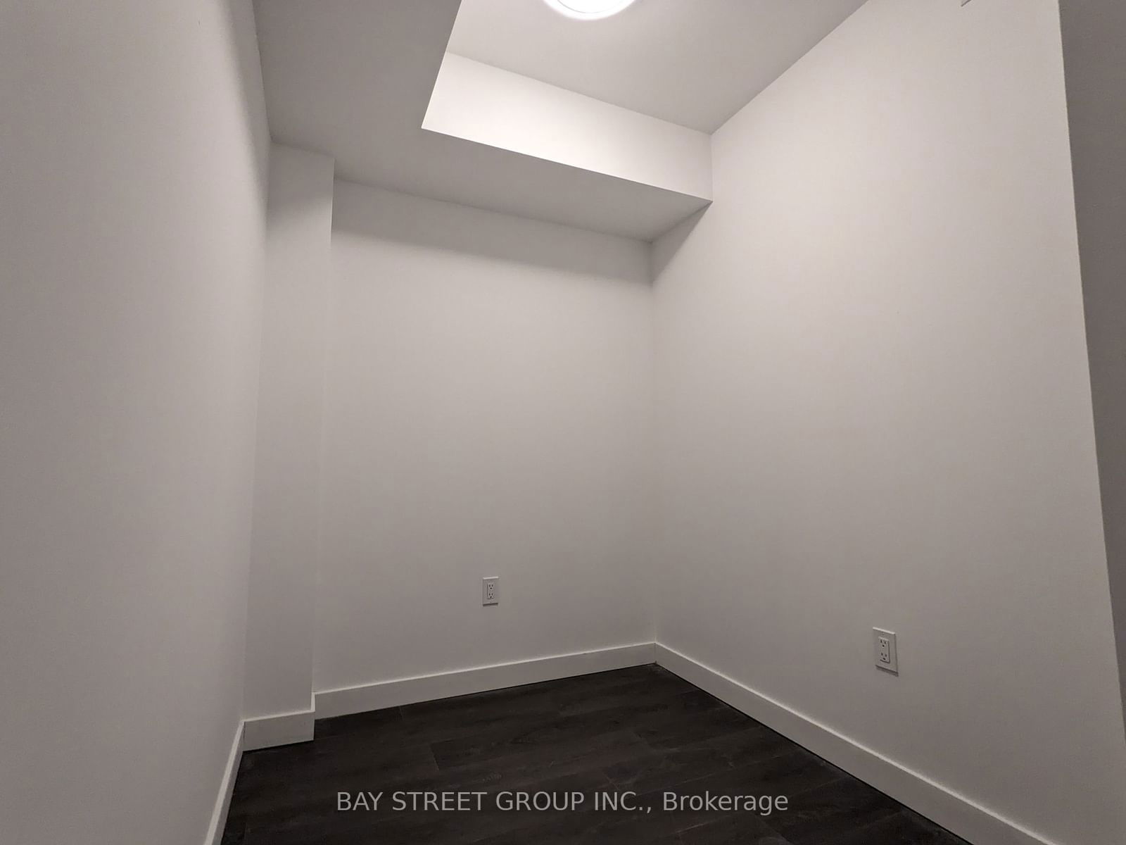 36 zorra St, unit 531 for rent