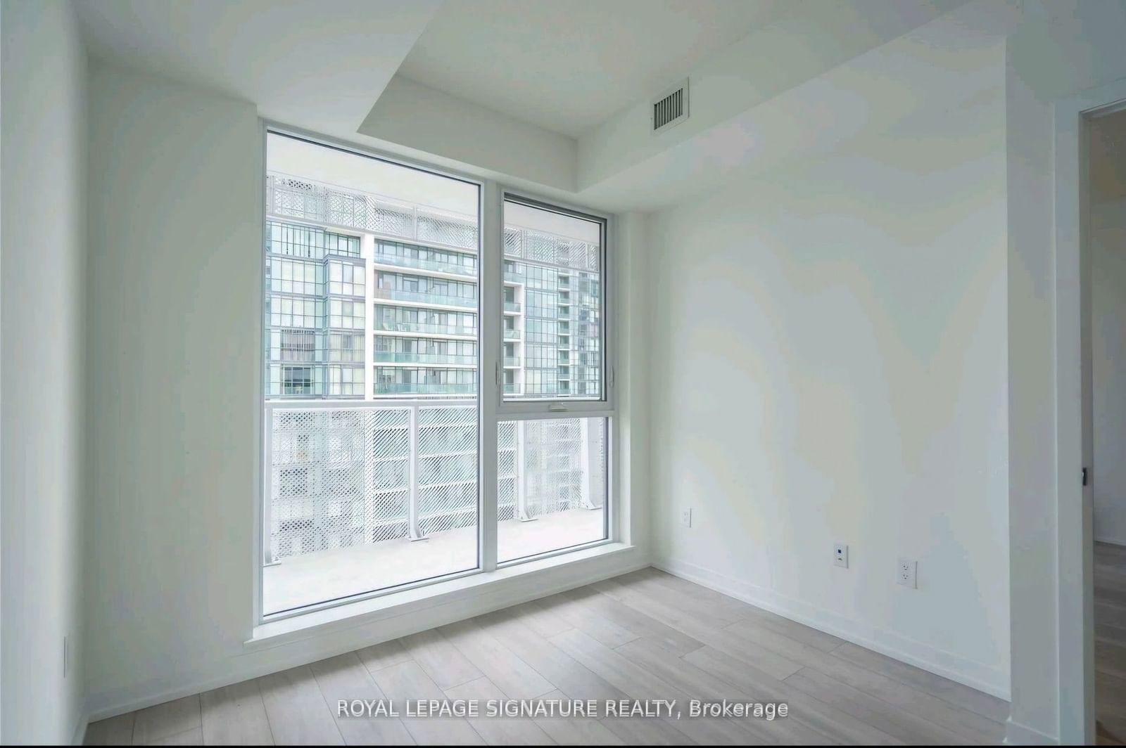 4065 Confederation Pkwy, unit 1801 for rent