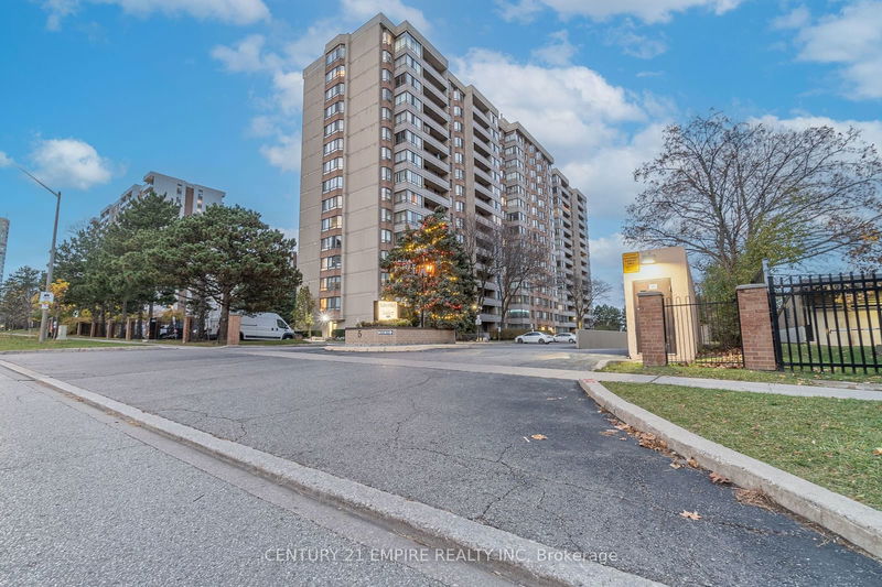 5 Lisa St, unit 1203 for rent