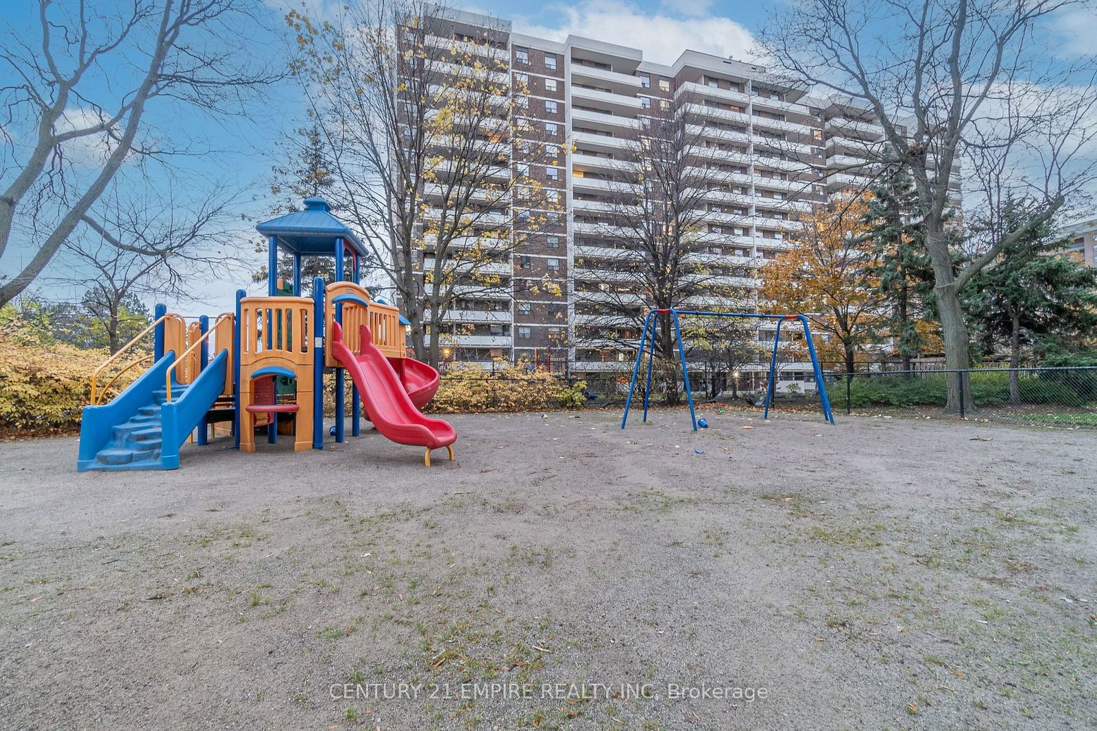 5 Lisa St, unit 1203 for rent