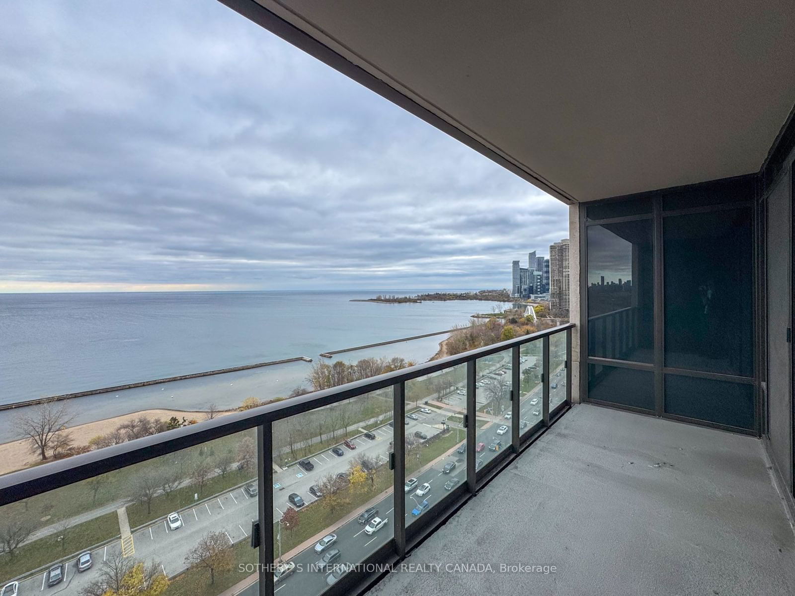 1926 Lake Shore Blvd W, unit 2010E for sale