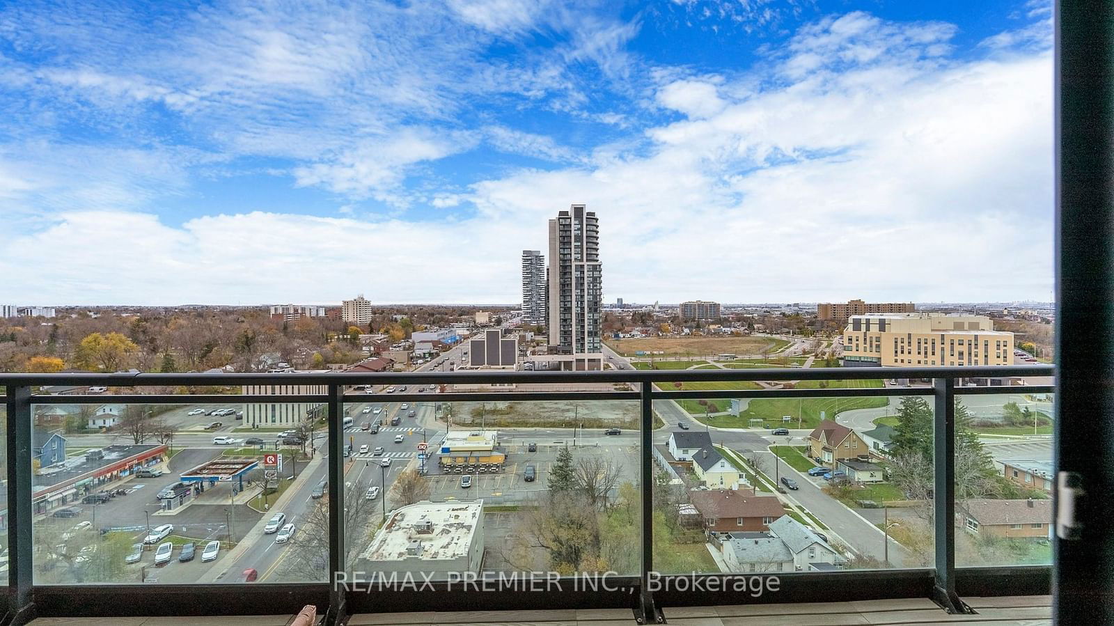 100 John St, unit 1309 for sale