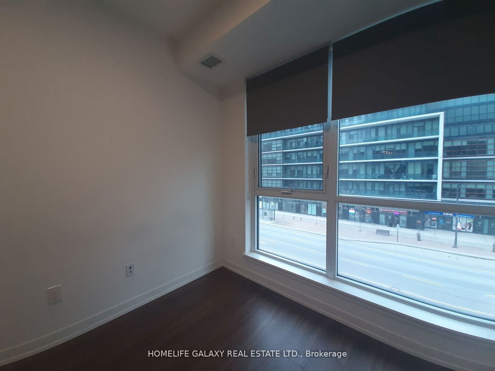 4065 Confederation Pkwy, unit 416 for rent