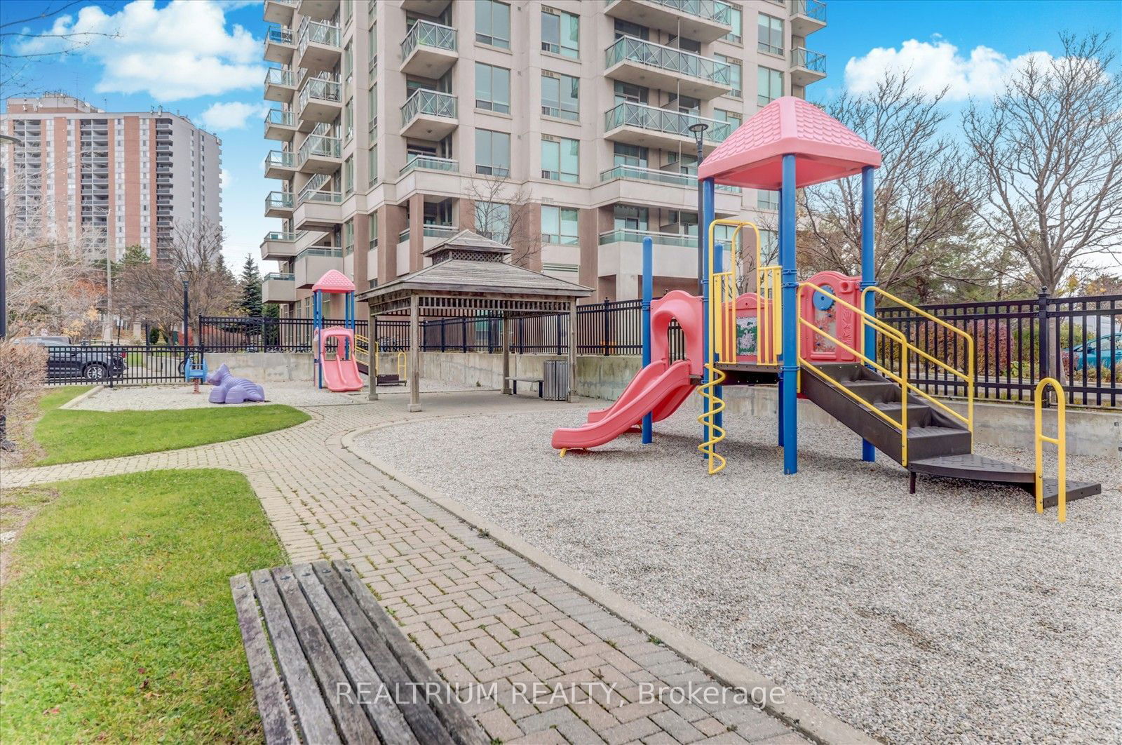 The Capri Condos, Mississauga, Toronto