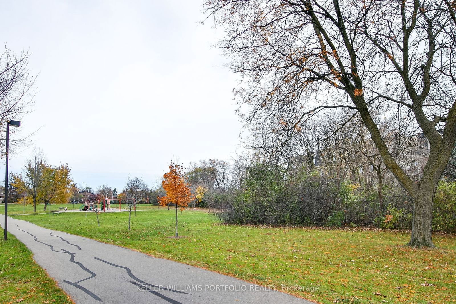 Applewood Terrace Townhomes, Mississauga, Toronto