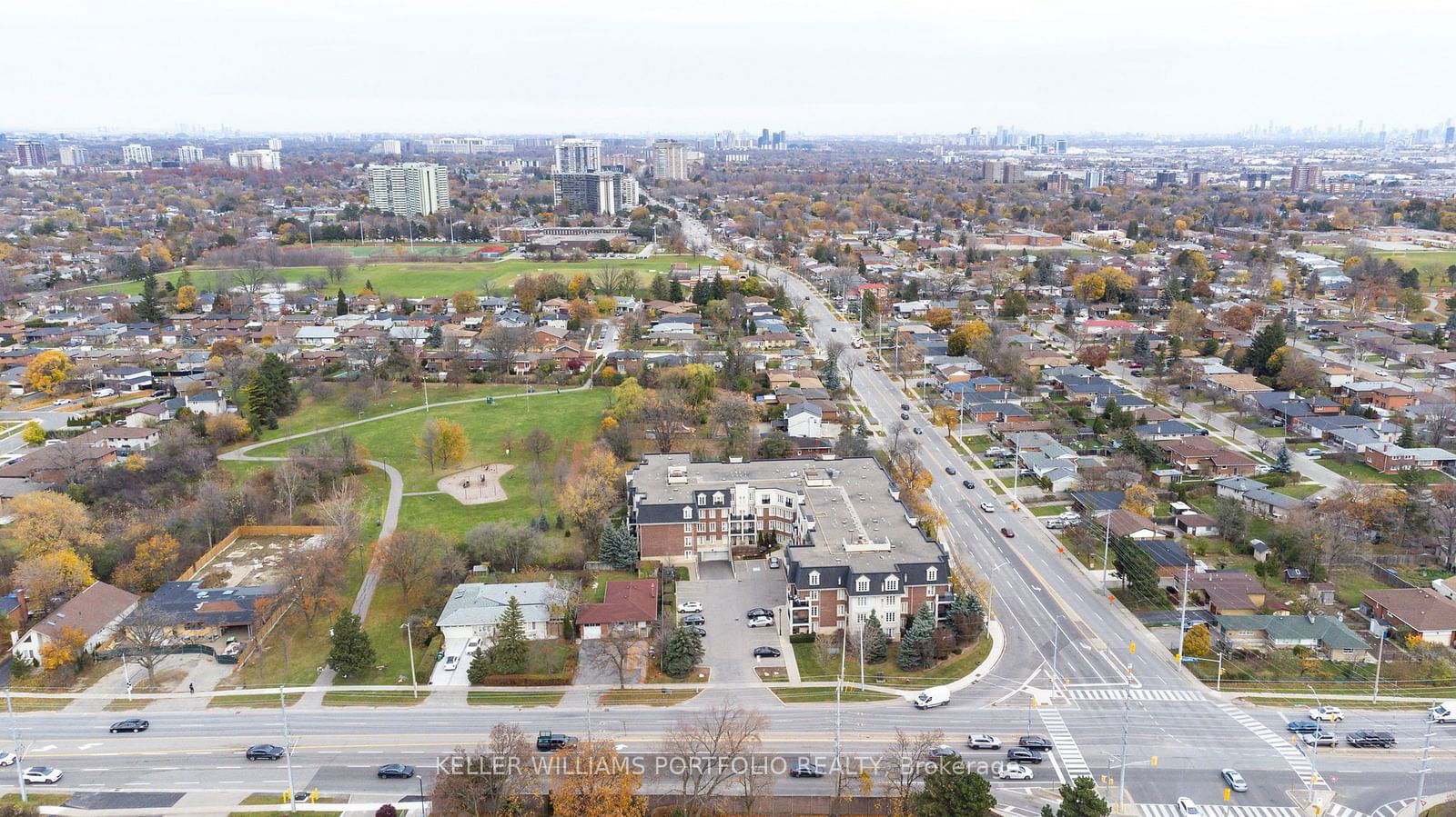 Applewood Terrace Townhomes, Mississauga, Toronto