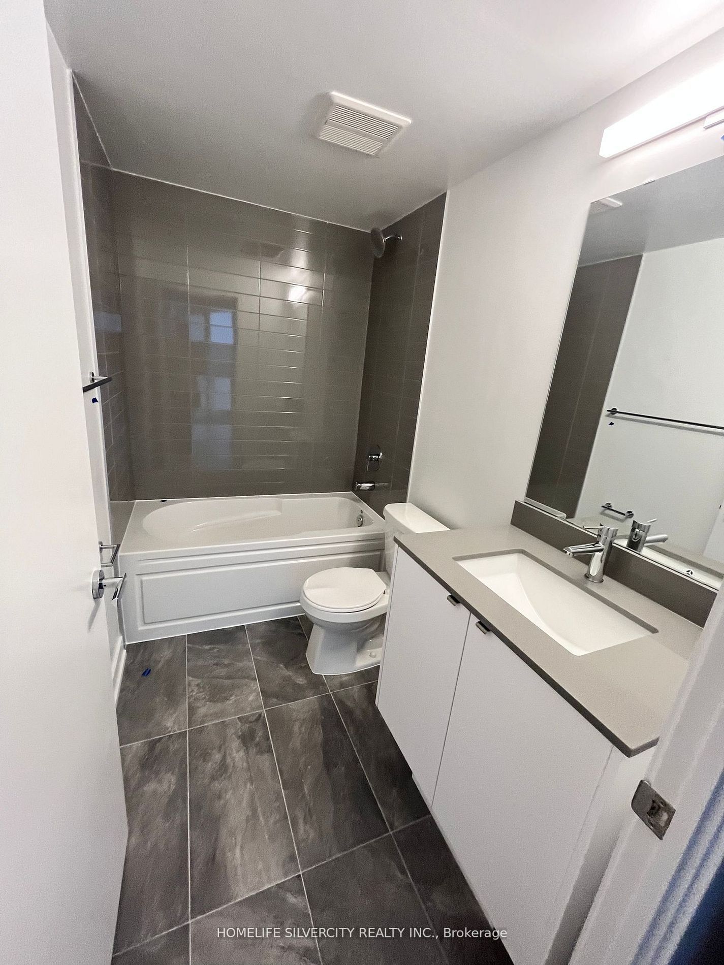 3200 Dakota Common, unit B617 for rent