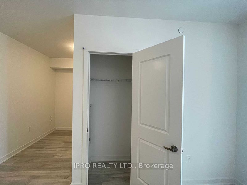 4655 Metcalfe Ave, unit 710B for rent