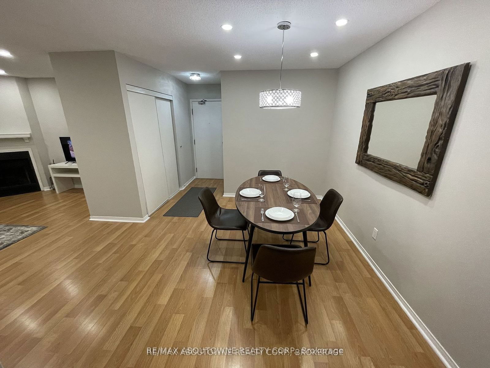 1512 Pilgrims Way, unit 613 for rent