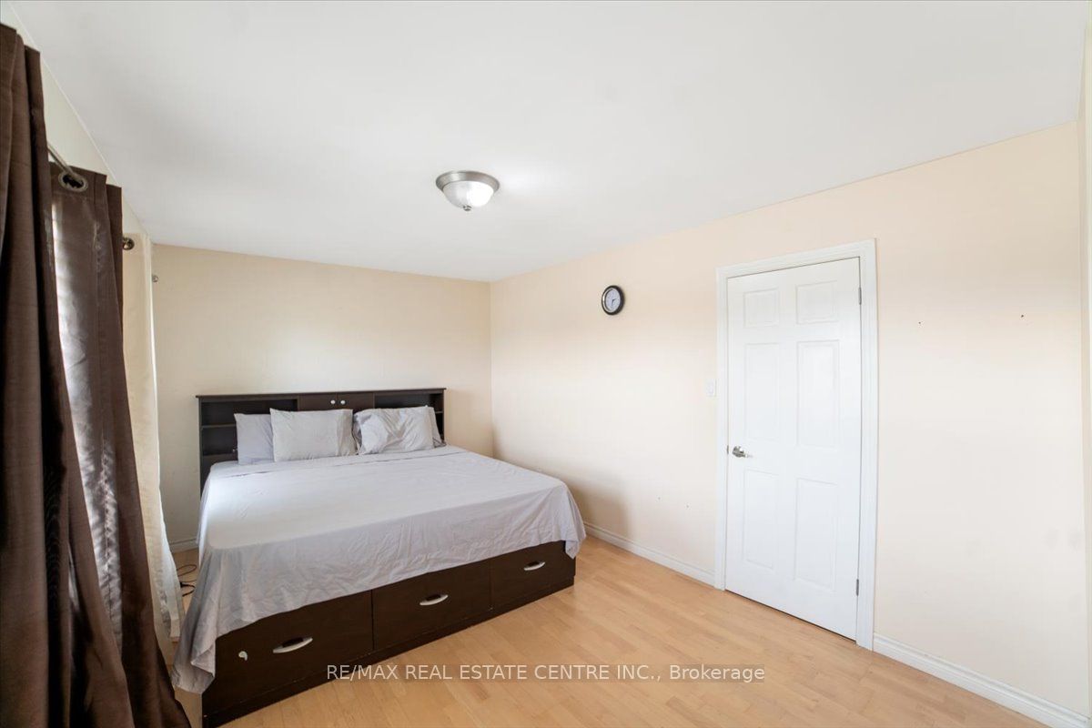 1020 Central Park Drive Townhomes, Brampton, Toronto