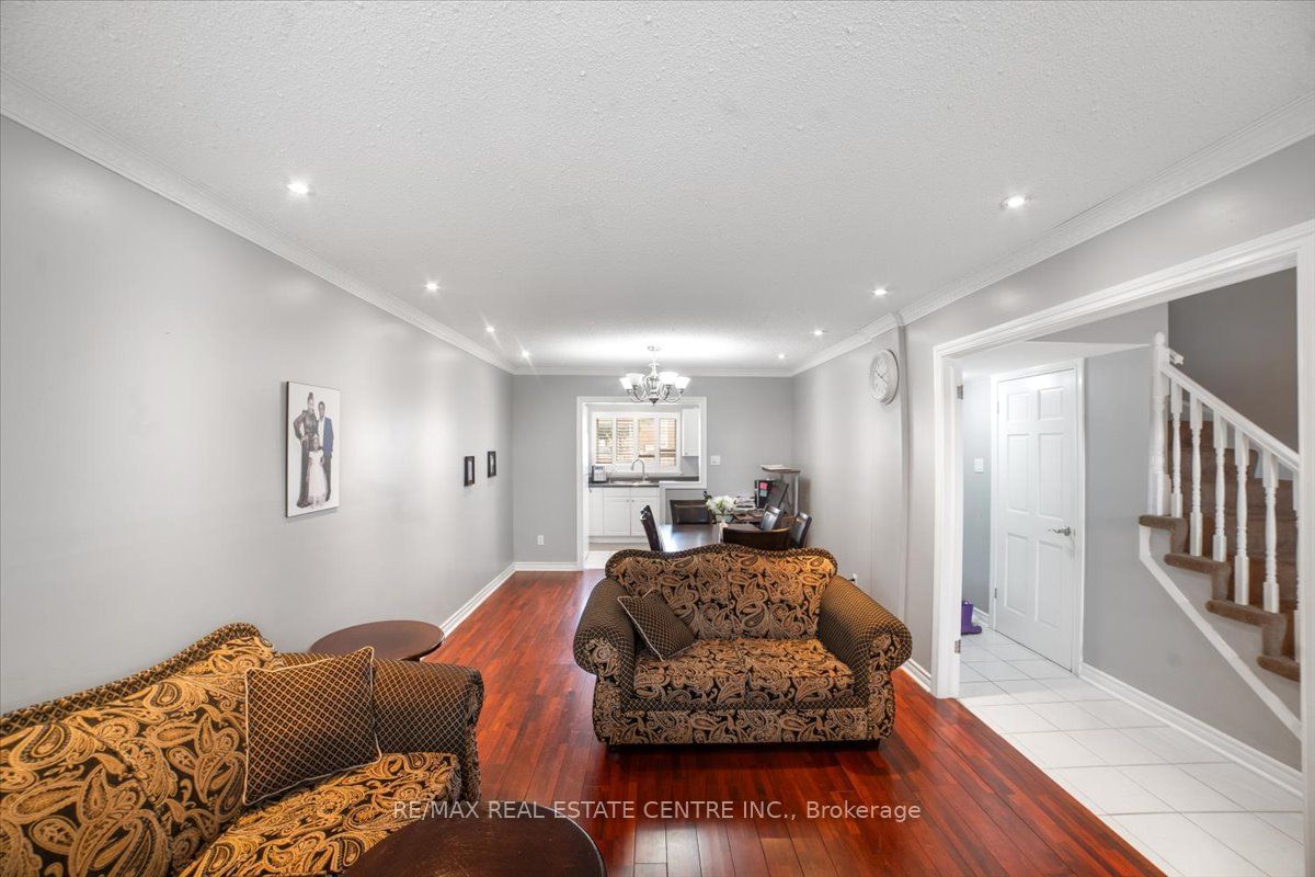 1020 Central Park Drive Townhomes, Brampton, Toronto