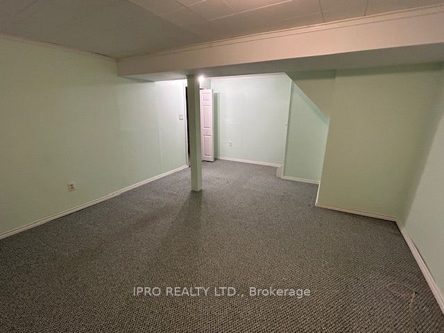 2275 Credit Valley Rd, unit 74 for rent