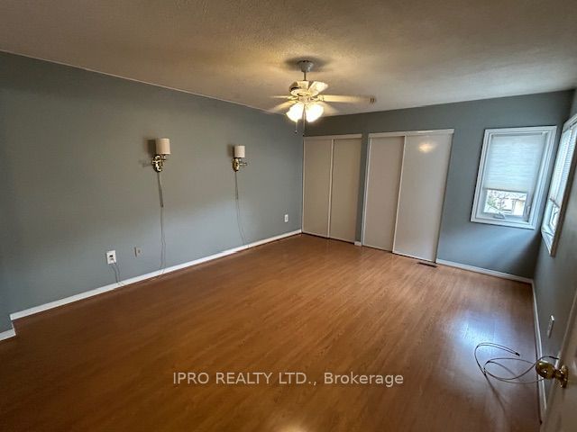 2275 Credit Valley Rd, unit 74 for rent