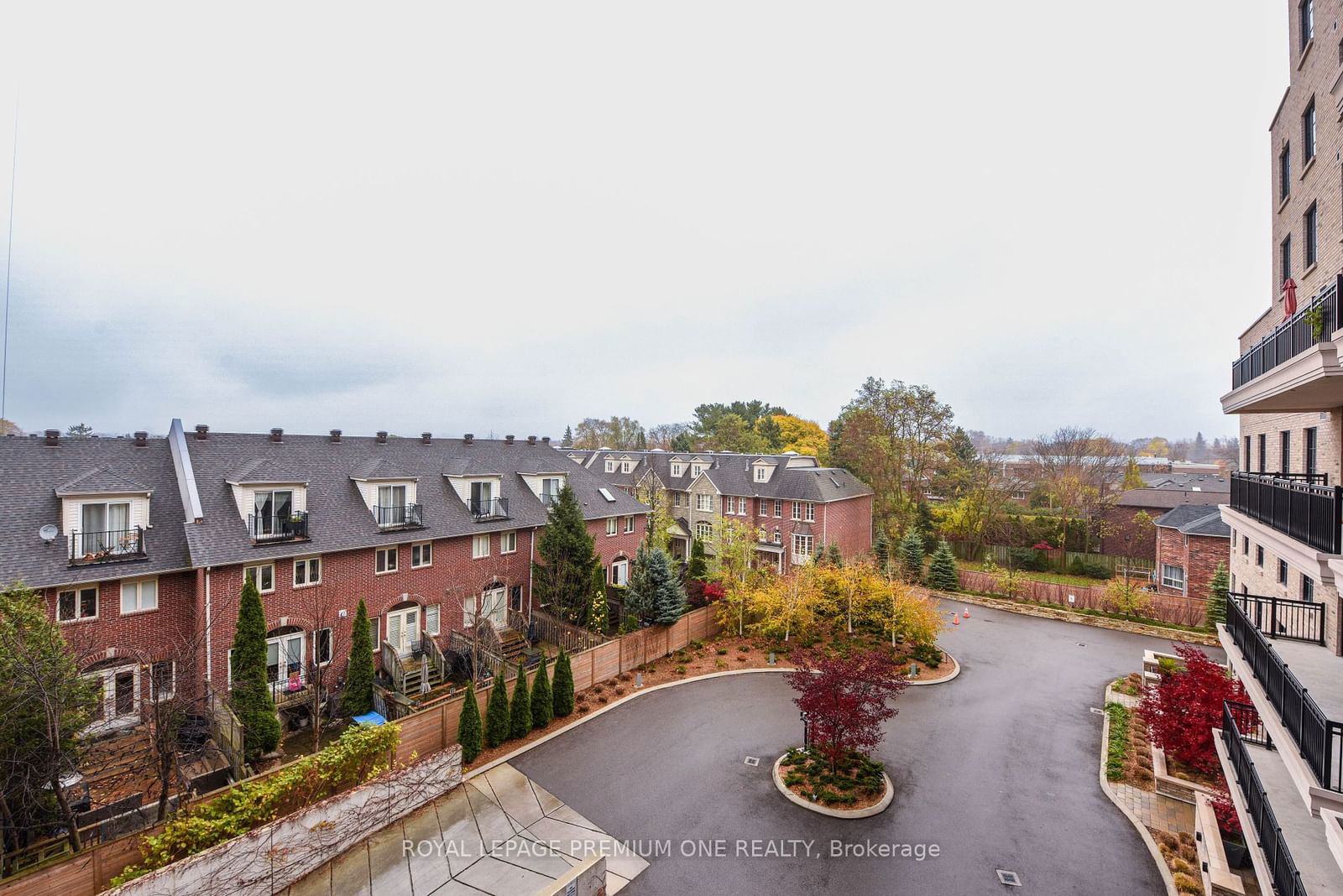 Kingsway Village Square, Etobicoke, Toronto