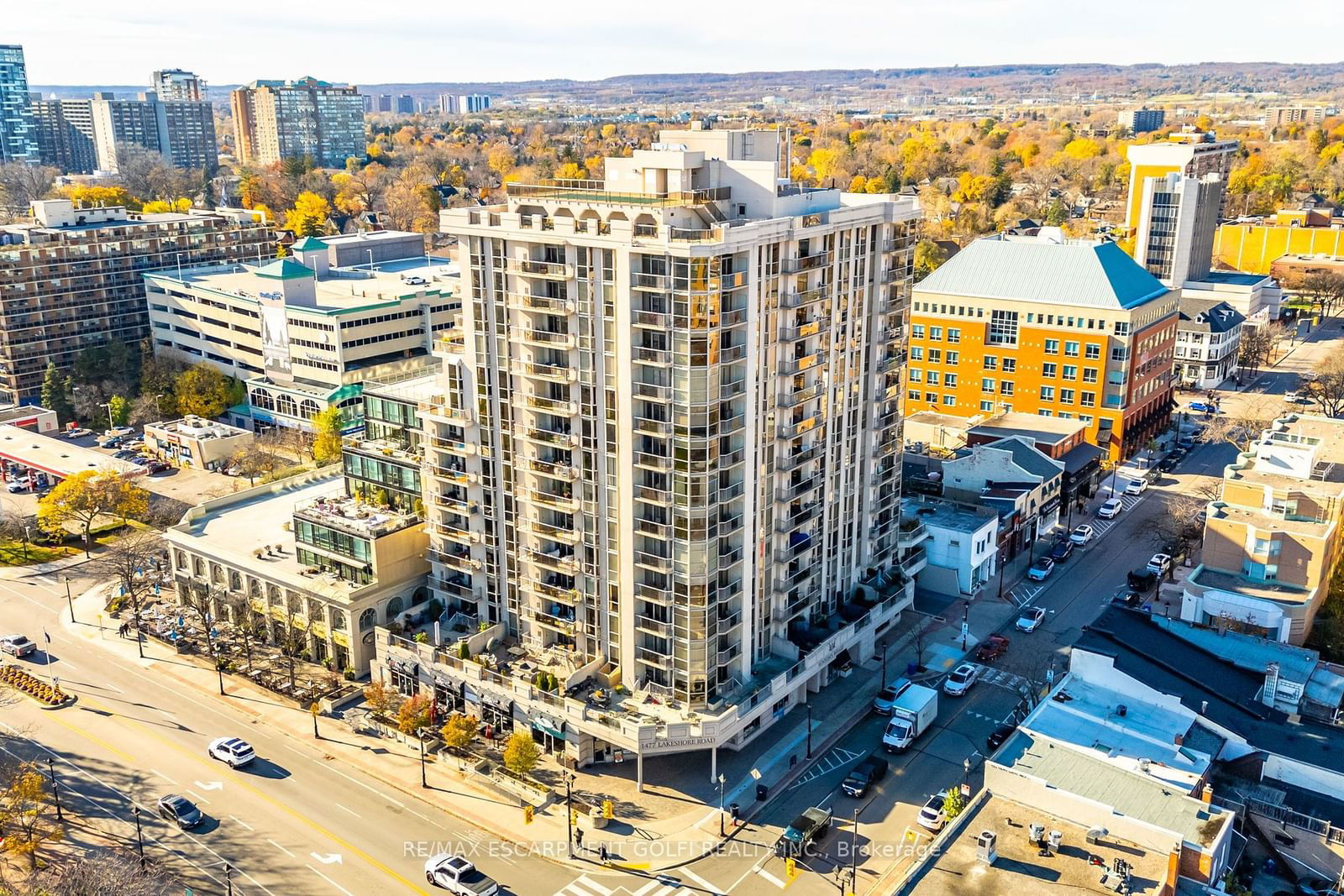 1477 Lakeshore Rd, unit 304 for sale