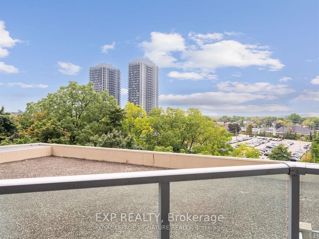 9 George St N, unit 714 for rent