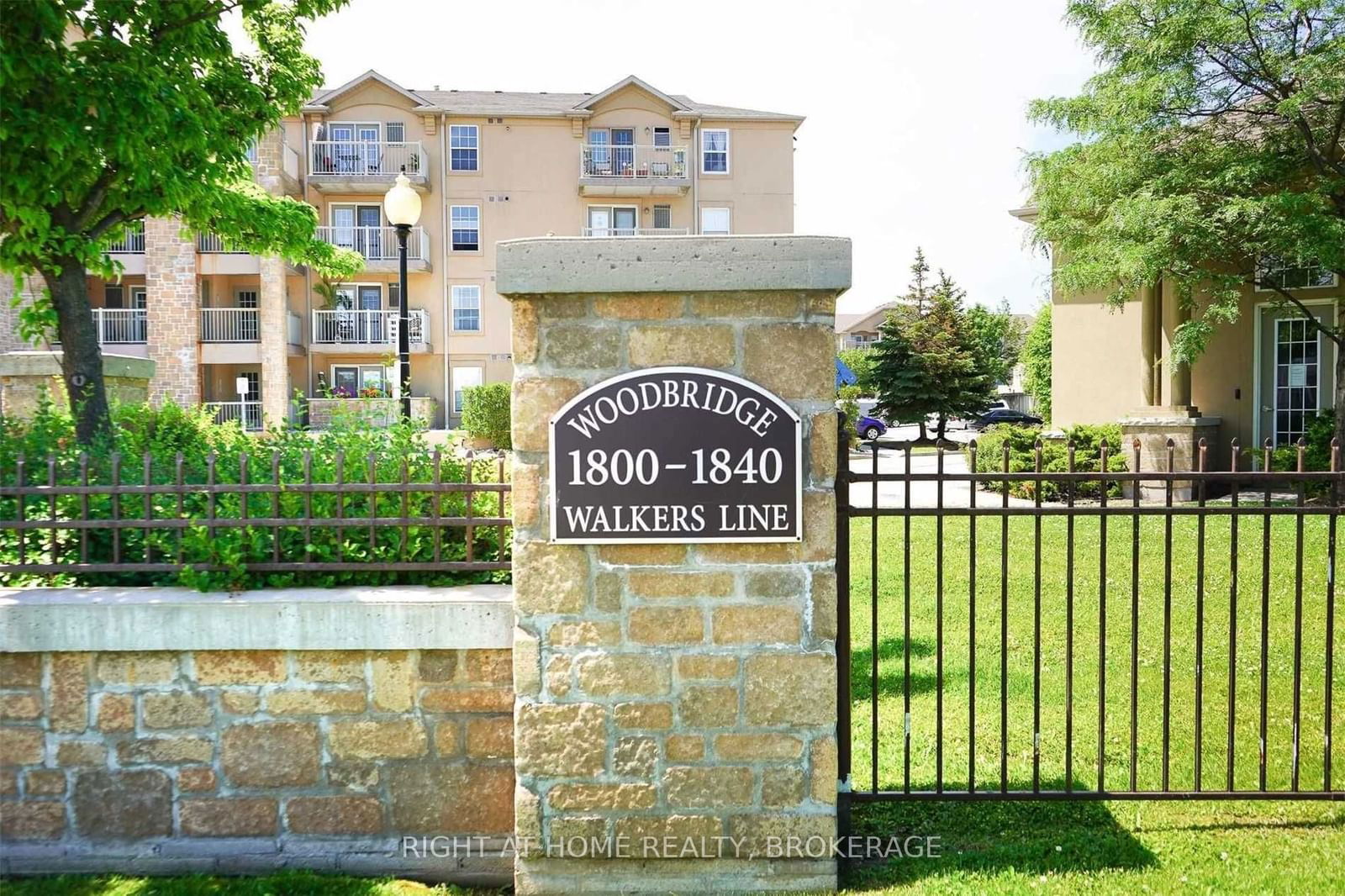 1810 Walker's Line, unit 303 for sale