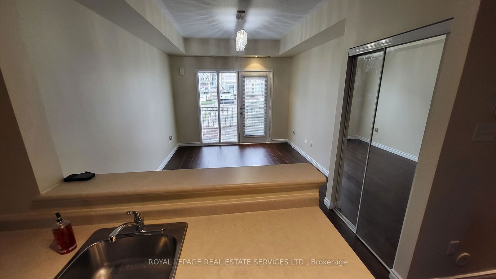 5035 Oscar Peterson Blvd, unit 82 for rent