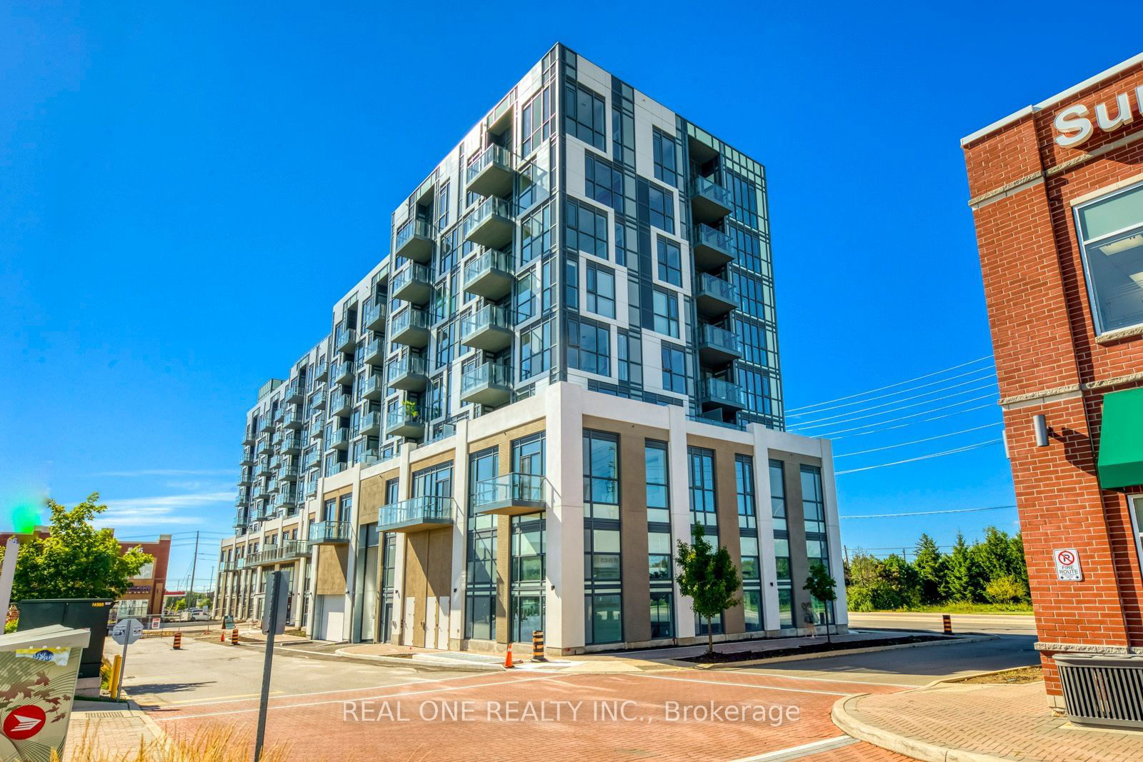 Dunwest Condos, Oakville, Toronto