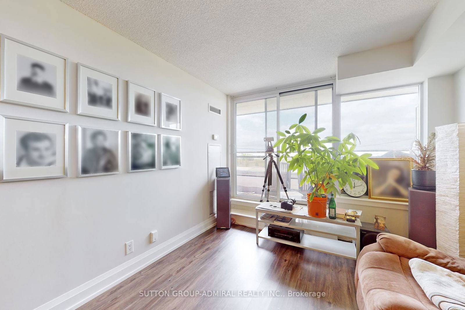 1070 Sheppard Ave W, unit 407 for sale