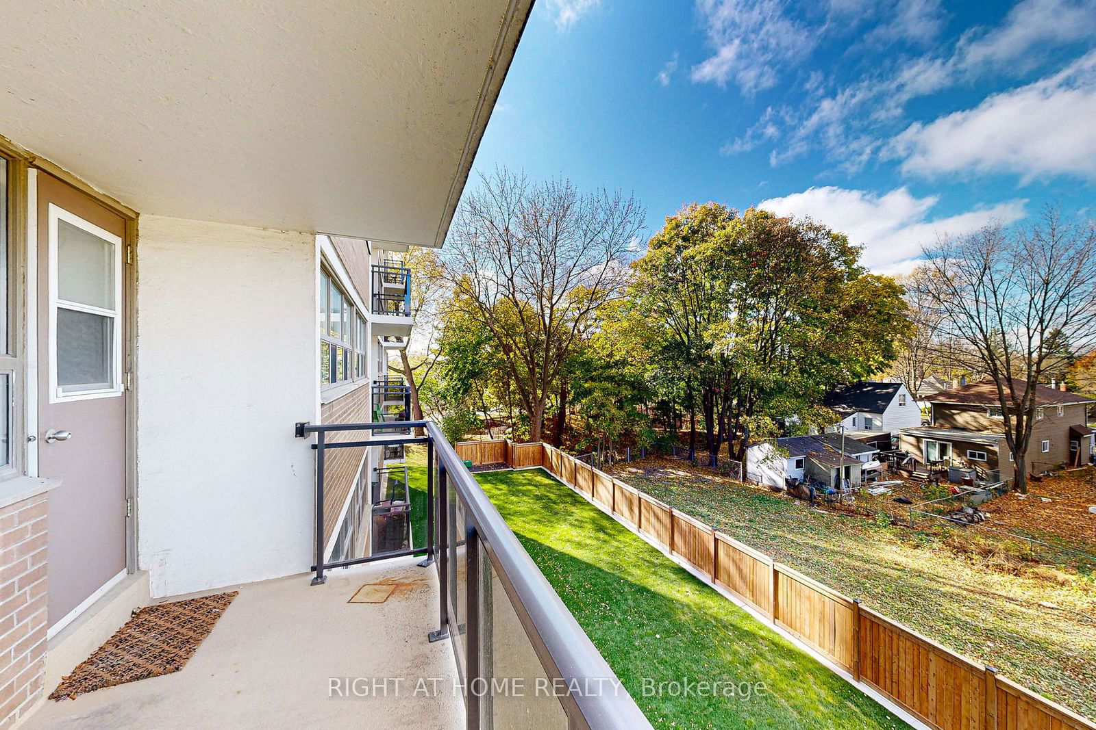 Arbour Glen Condos, Oakville, Toronto