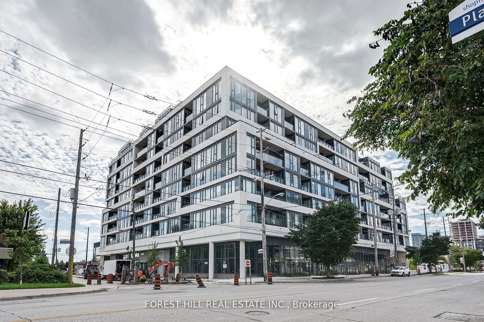 859 The Queensway, unit 802 for sale