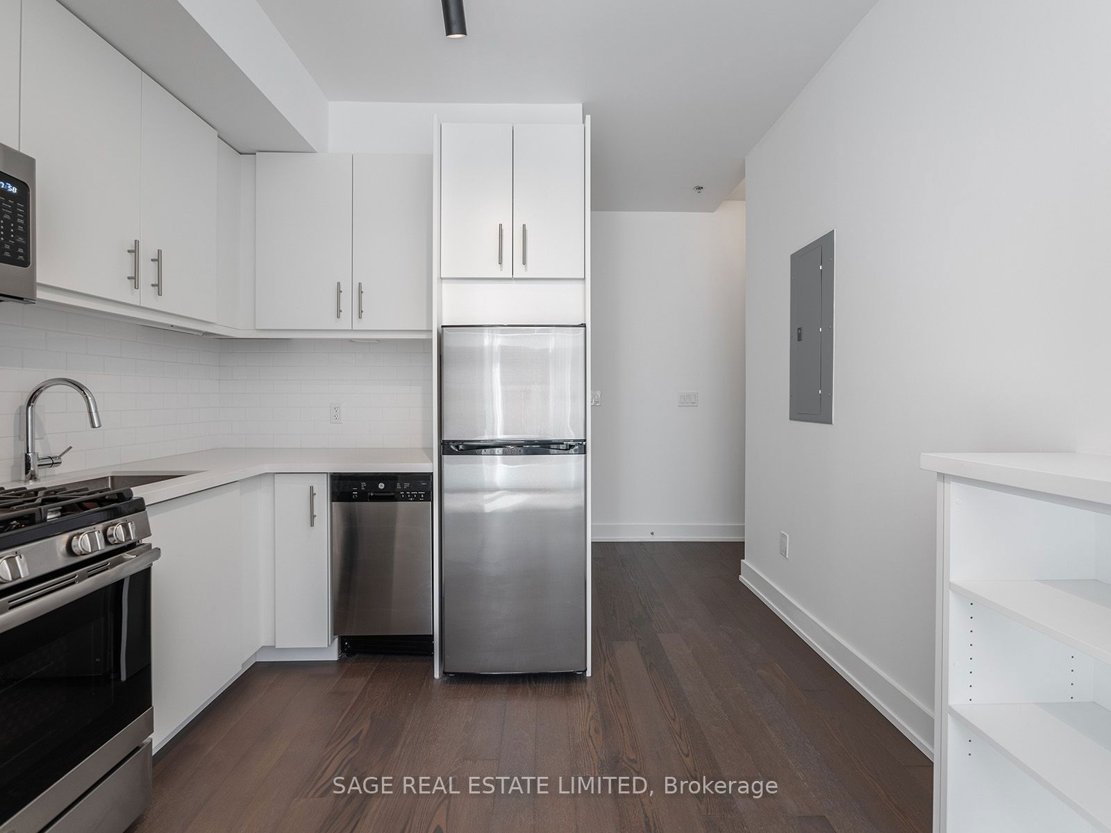 1183 Dufferin St, unit 111 for sale