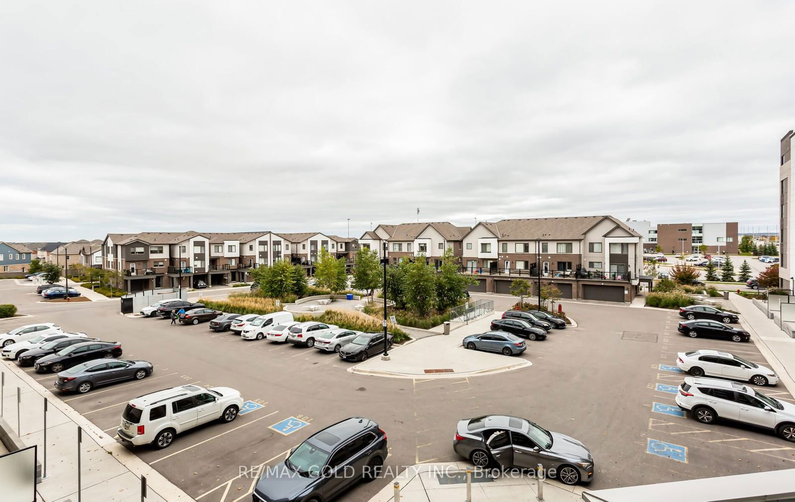 Hawthorne South Village Condos, Milton, Toronto