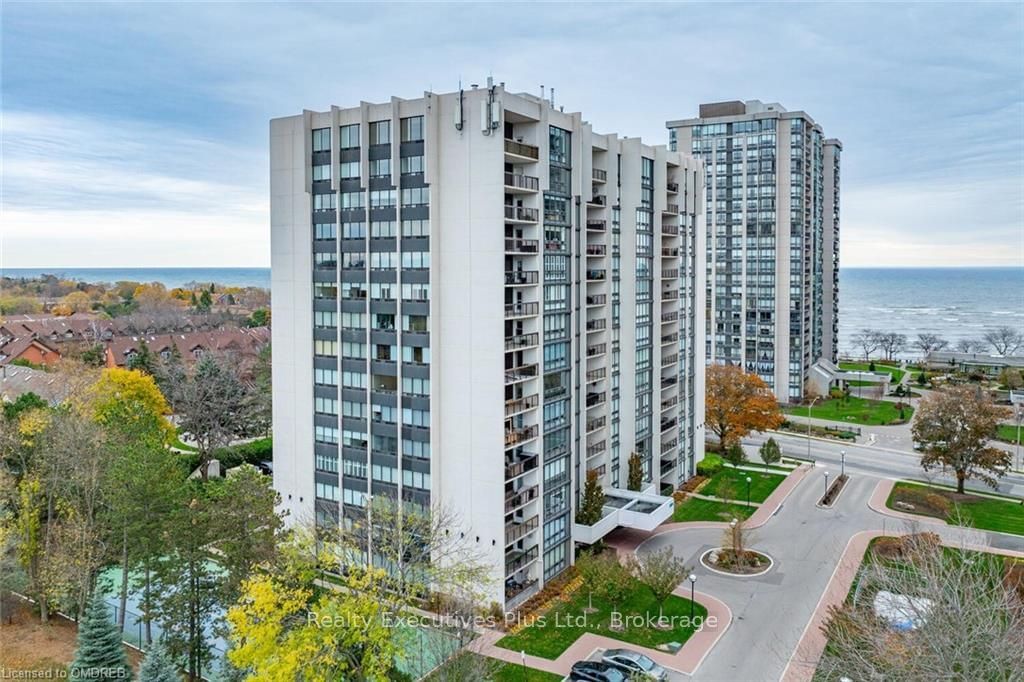 2175 MARINE Dr, unit 202 for sale