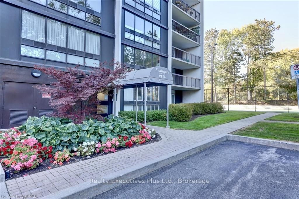 2175 MARINE Dr, unit 202 for sale