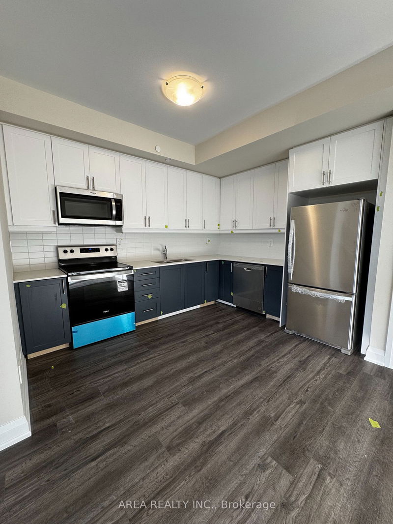 8175 Britannia Rd, unit 128 for rent