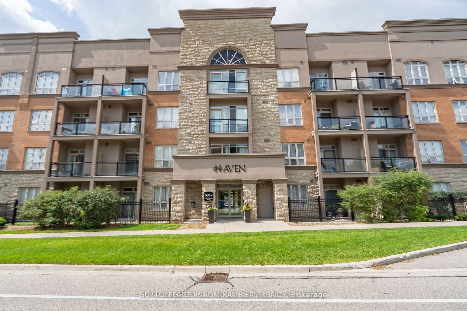 5317 Upper Middle Rd, unit 104 for rent