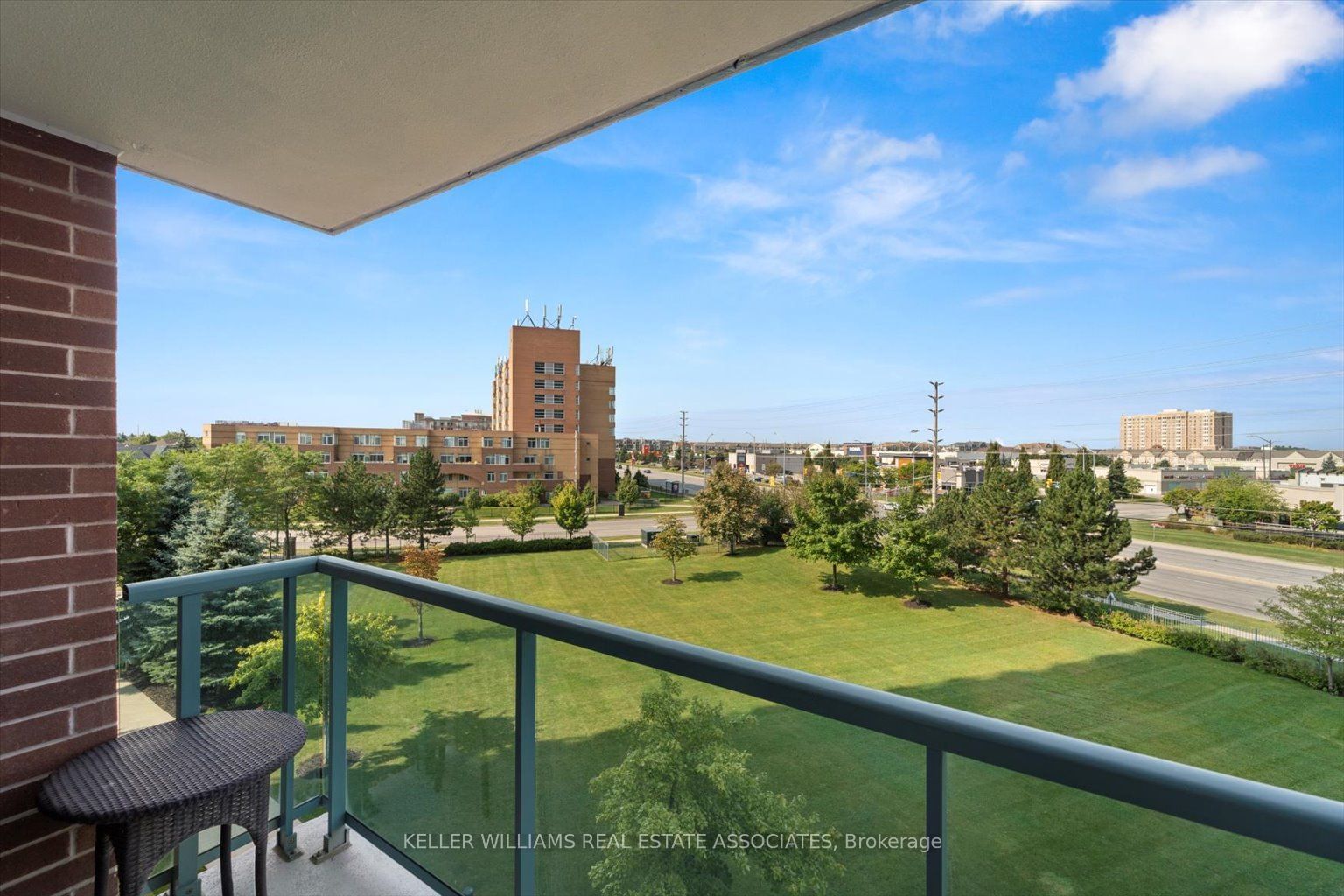 4879 Kimbermount Ave, unit 401 for sale