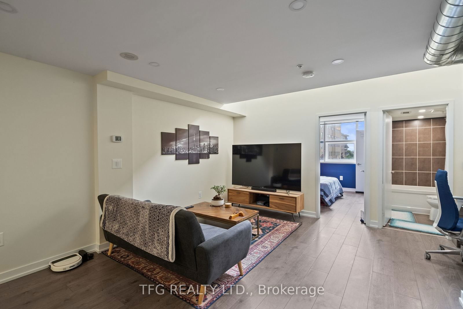 1410 Dupont St, unit 318 for sale