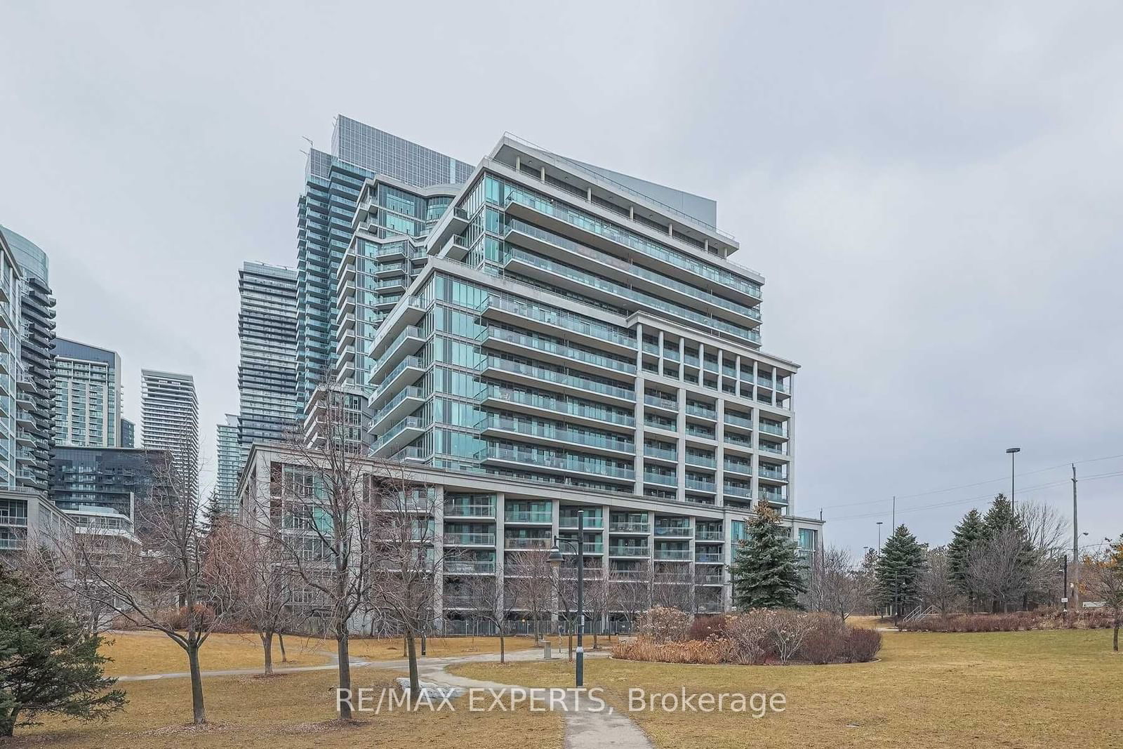 Voyager II at Waterview Condos, Etobicoke, Toronto