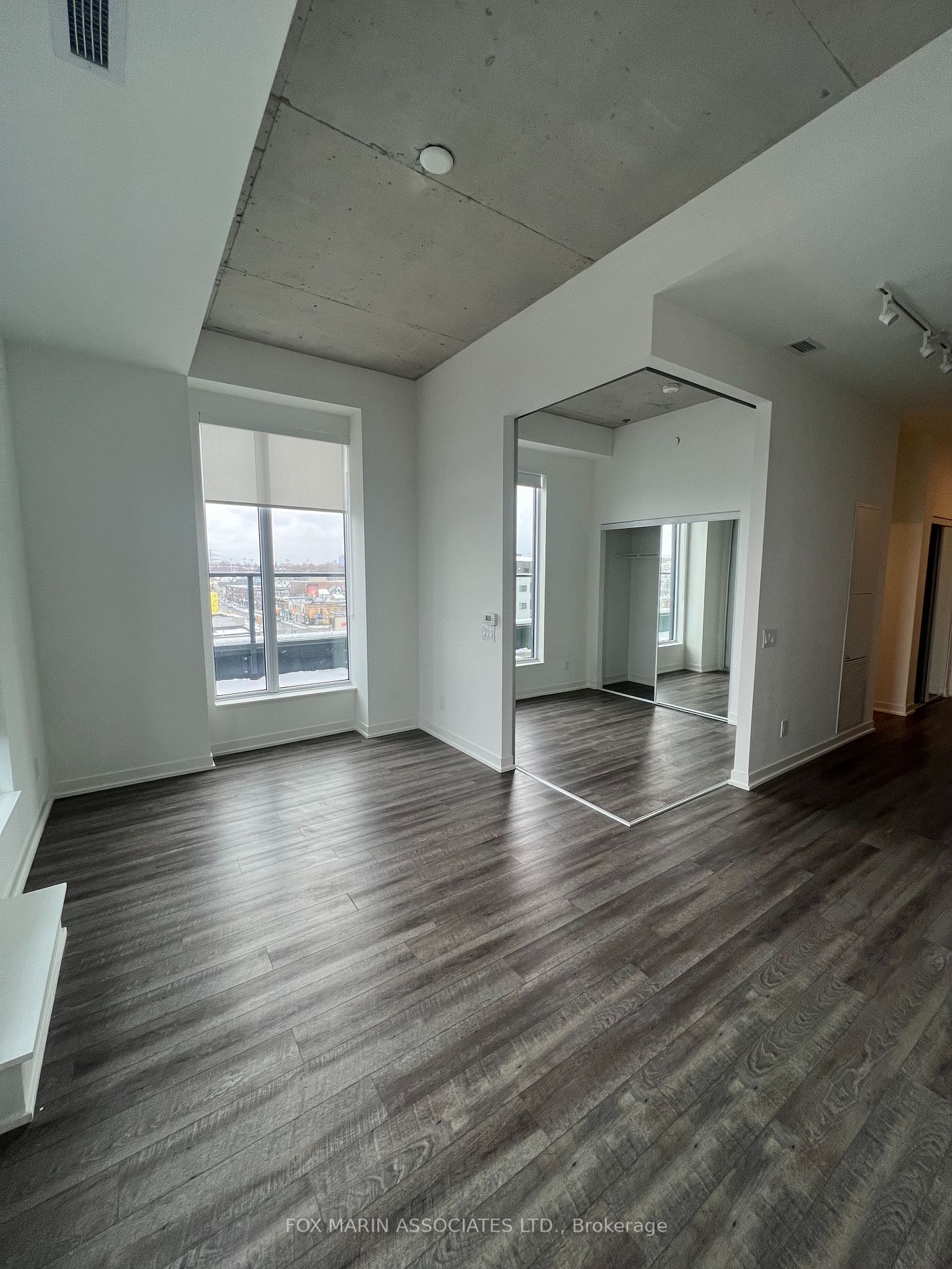 1808 St Clair Ave W, unit 605 for rent