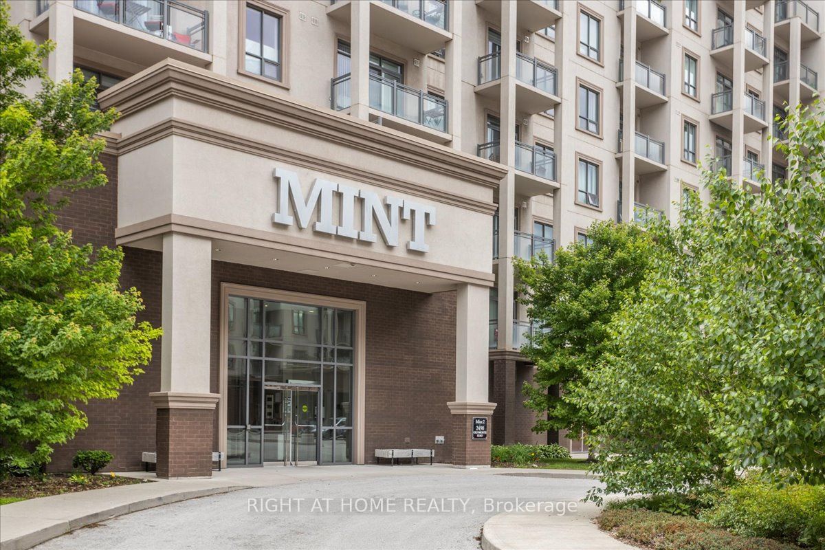 2490 Old Bronte Rd, unit 301 for sale