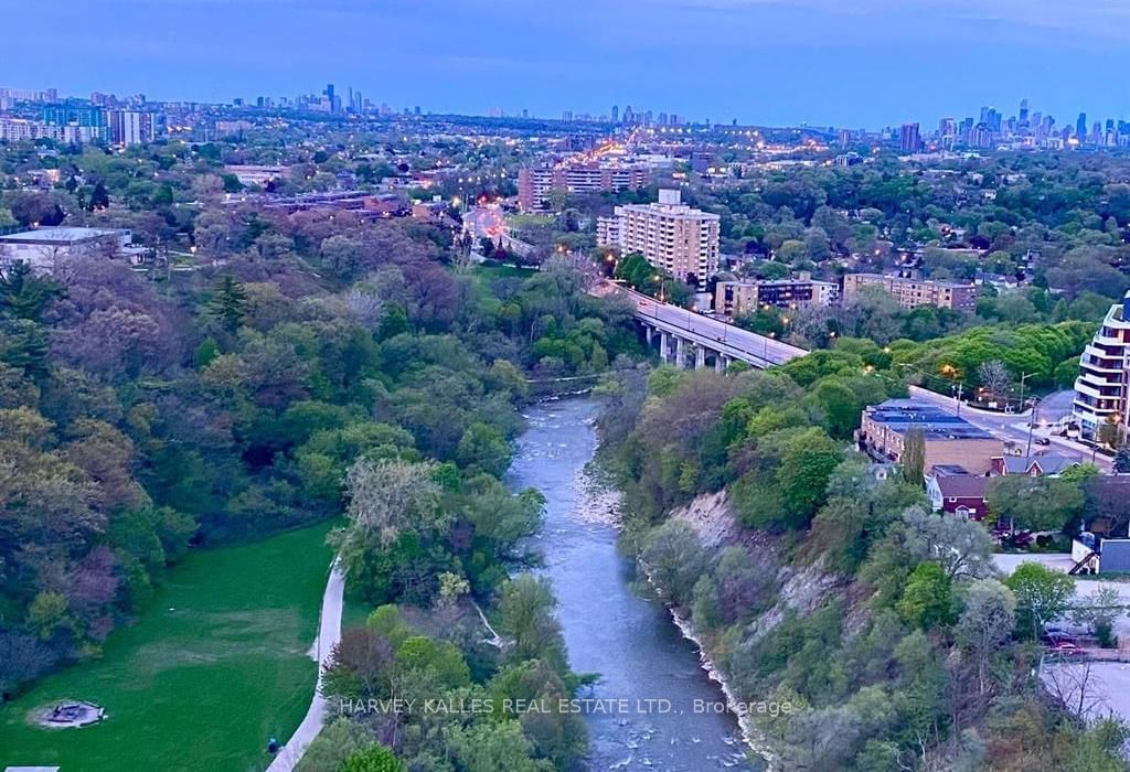 Kingsway By The River, Etobicoke, Toronto