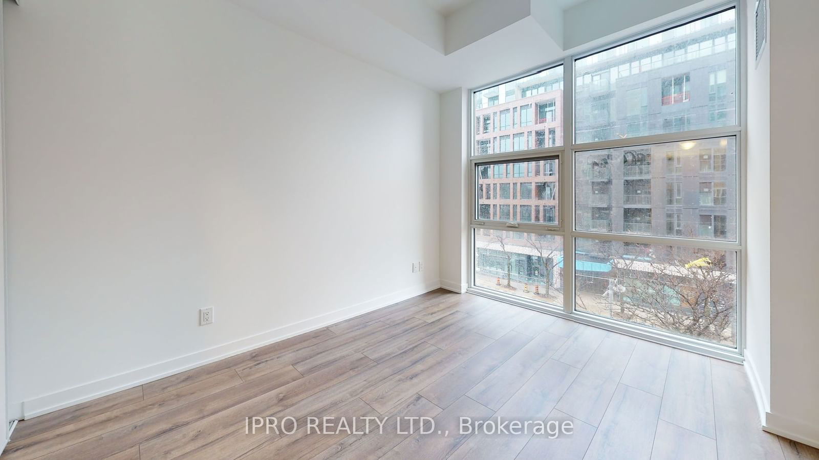 1787 St. Clair Ave W, unit 414 for rent