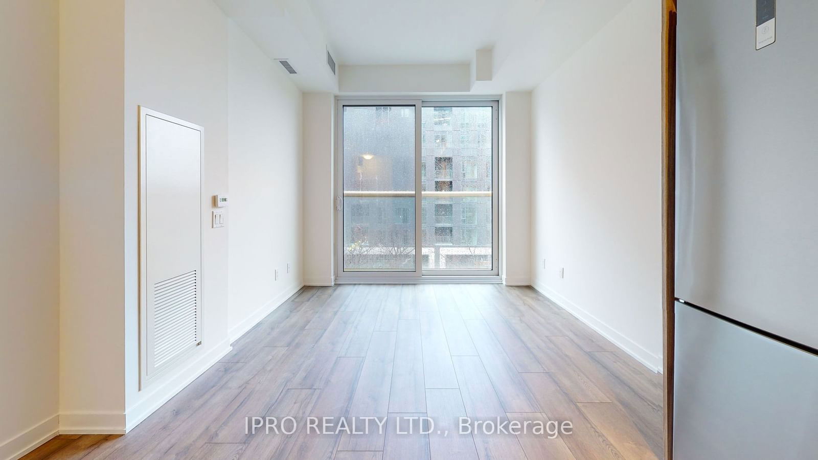 1787 St. Clair Ave W, unit 414 for rent