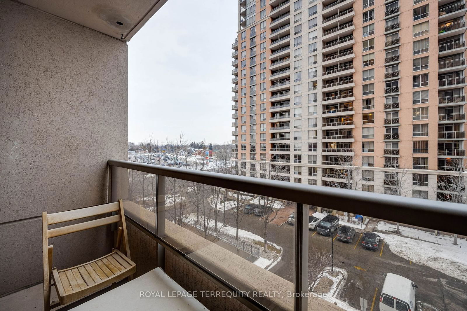 5233 Dundas St W, unit 524 for sale