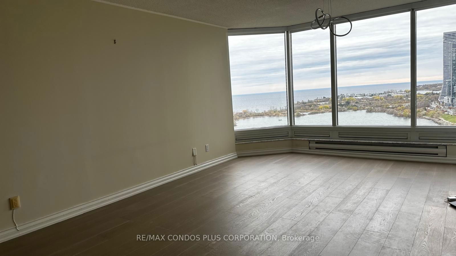 1 Palace Pier Crt, unit 2404 for rent