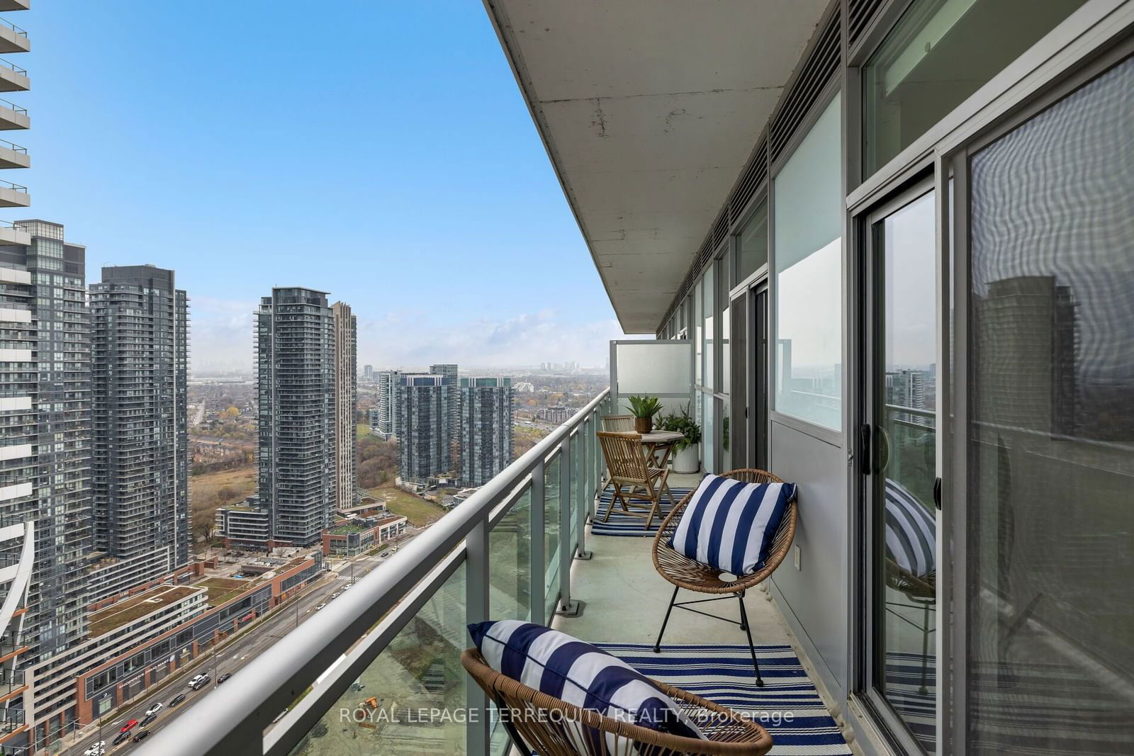 33 Shore Breeze Dr, unit 3401 for sale