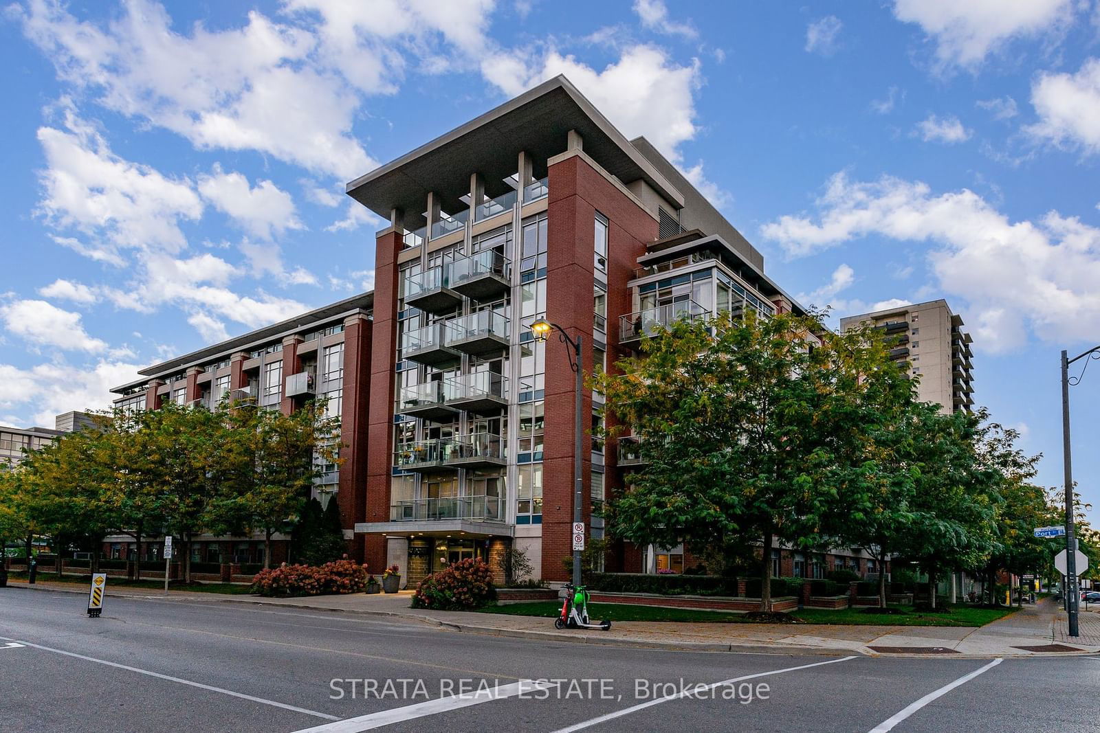 The Regatta II Condos, Mississauga, Toronto